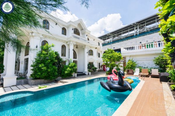 Cho thuê 9 căn biệt thự Victoria - Vinhomes Golden River - Ba Son, diện tích đa dạng, giá hấp dẫn