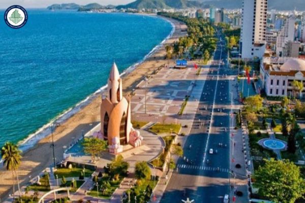 Bán biệt thự đường Trần Quang Diệu, Nha Trang gần biển 18 tỷ, 2.5 tầng 