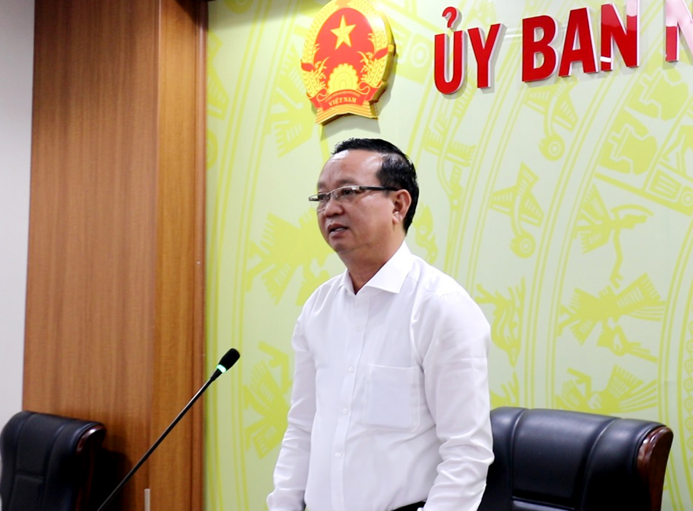 Phó Chủ tịch UBND tỉnh Bùi Minh Thạnh phát biểu tại hội nghị