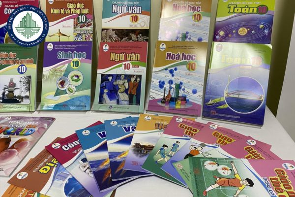 Chương trình lớp 10 mới nhất theo Thông tư 32 như thế nào? 