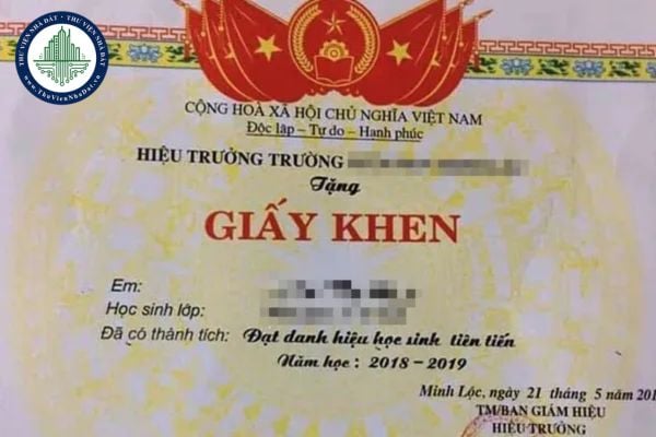 Khi nào học sinh cấp 2 được Hiệu trưởng tặng giấy khen?