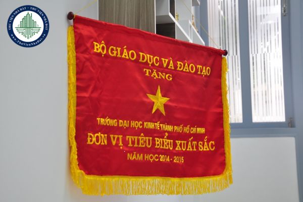 Tập thể đạt danh hiệu Cờ thi đua của Bộ Giáo dục và Đào tạo cần đáp ứng những gì?