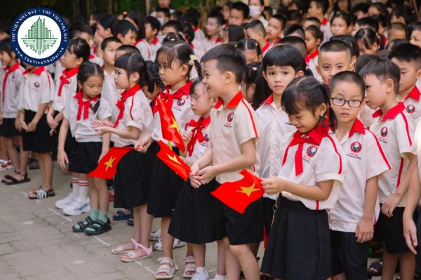 Đồng phục học sinh cấp 2 được quy định như thế nào?