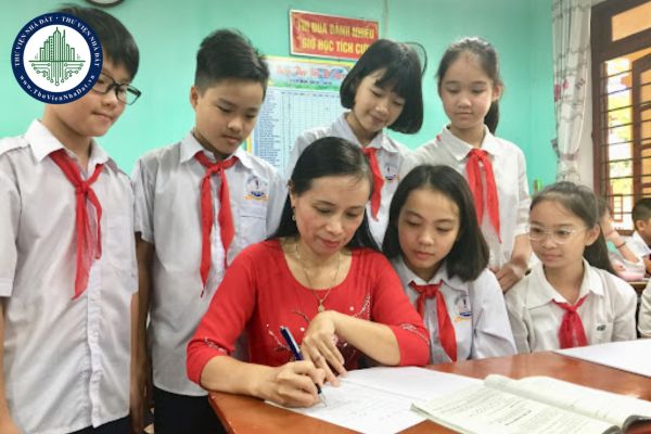 Giáo viên chủ nhiệm đánh giá kết quả rèn luyện của học sinh THCS xong thì có gửi cho phụ huynh?