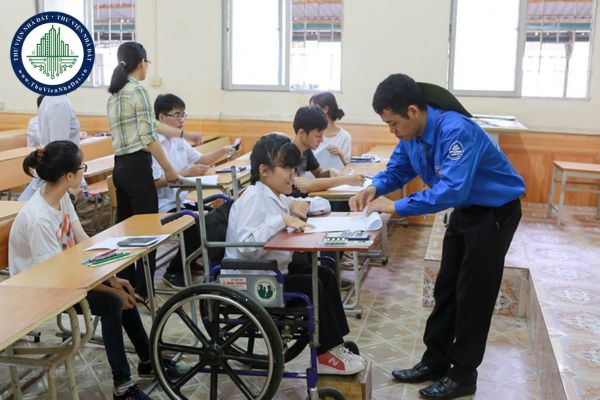 Sinh viên khuyết tật có được miễn học phí không? Hồ sơ thực hiện miễn giảm học phí đối với sinh viên tại cơ sở giáo dục đại học gồm những gì?