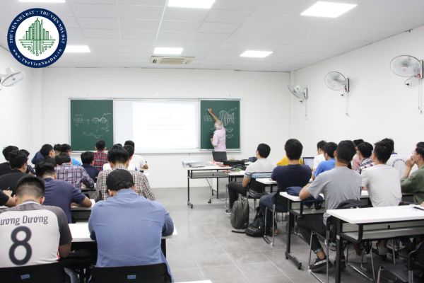 Tiêu chuẩn, điều kiện xét thăng hạng giảng viên cao cấp giảng viên trường đại học công lập gồm những gì?