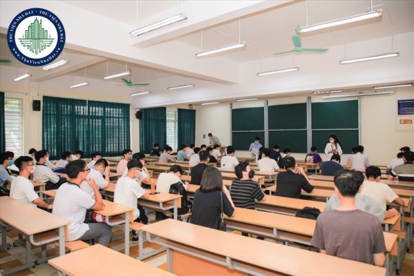 Yêu cầu về cấu trúc và nội dung chương trình đào tạo giáo dục đại học như thế nào?