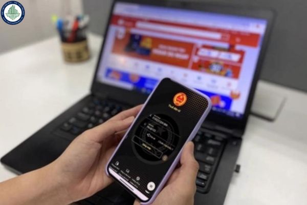 Hướng dẫn đóng thuế đất online trên eTax Mobile năm 2025? Đóng thuế đất trực tiếp ở TPHCM thì cần tới đâu?