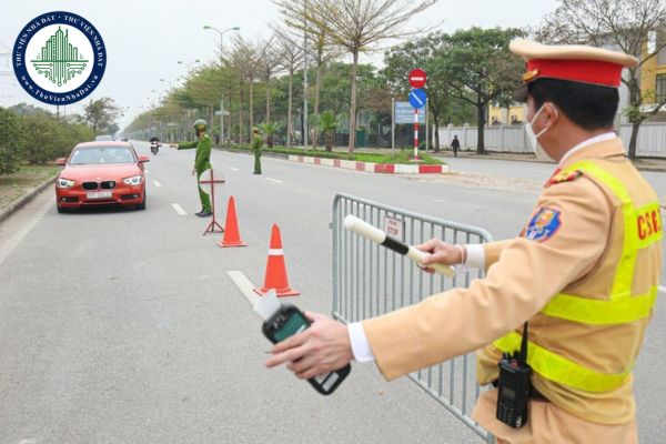  Cảnh sát giao thông phải sử dụng camera ghi hình quá trình kiểm soát 