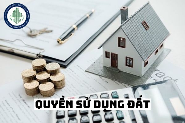Quyền sử dụng đất sử dụng vào hoạt động kinh doanh của chủ doanh nghiệp tư nhân có làm thủ tục chuyển quyền sở hữu không?