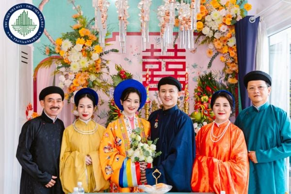Nam sinh năm 2000 mệnh gì? Hợp cưới vợ tuổi nào trong năm 2025?