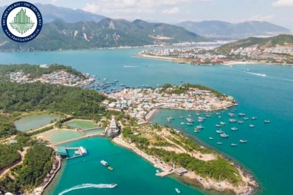 https://cdn.thuviennhadat.vn/upload/hinh-anh-bai-viet/PTTD/Thang-9-2025/22/quy-mo-du-an-khu-phuc-hop-hon-mot-tinh-khanh-hoa.jpg