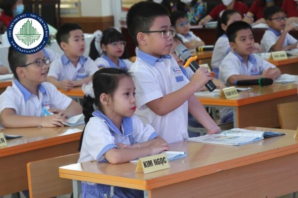 Lời nhận xét học sinh lớp 2 từng môn học theo Thông tư 27 mới nhất? Đánh giá kết quả giáo dục học sinh lớp 2 theo bao nhiêu mức?