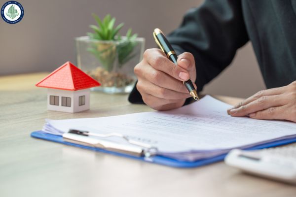 Quy định công chứng khi mua bán nhà đất từ 1/7/2025 thế nào?