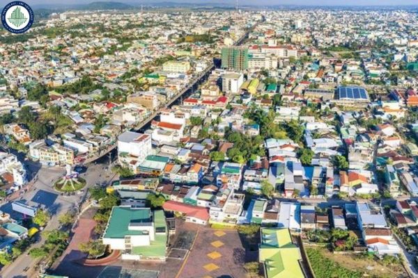 Khi nào tổ chức đấu giá 13 lô đất ở tại Khu dân cư Nghĩa Phú Quảng Ngãi?