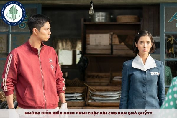 Những diễn viên phim Khi cuộc đời cho bạn quả quýt có những ai?