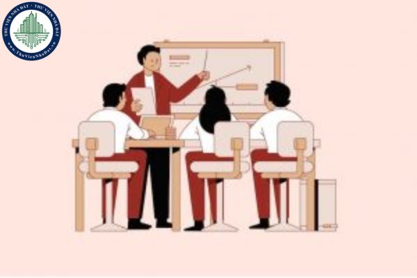 Giảng viên trong cơ sở giáo dục đại học là ai? Có mấy chức danh của giảng viên?