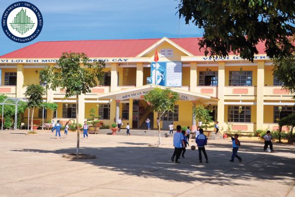 Hội đồng trường của trường tiểu học công lập được quy định như thế nào?