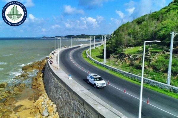 Ngày 11/8/2025, Thủ tướng Chính phủ đã có Công điện 131/CĐ-TTg về đẩy nhanh tiến độ đầu tư xây dựng hệ thống đường bộ ven biển.