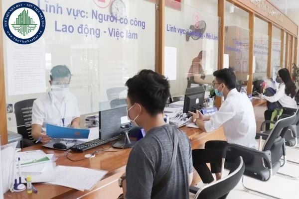 Khung biên chế của UBND cấp xã khi sắp xếp đơn vị hành chính và tổ chức chính quyền 2 cấp