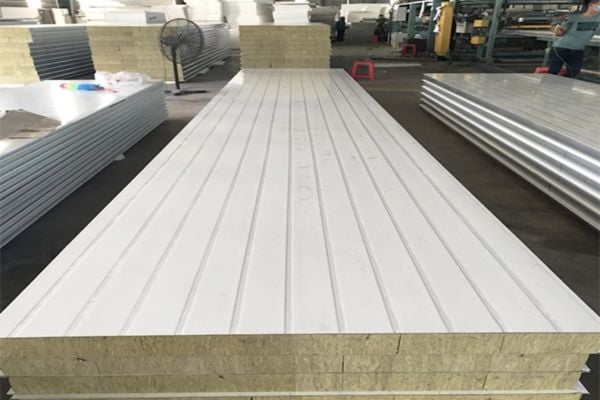 Tôn‍ RockwooL