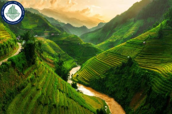 Soạn bài Lặng lẽ Sa Pa lớp 8 ngắn nhất? Học sinh lớp 8 có được sử dụng các trang thiết bị để học tập hay không?