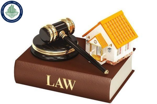 Nên để lại thừa kế hay tặng cho quyền sử dụng đất cho con cái? Hợp đồng tặng cho quyền sử dụng đất có phải công chứng không?
