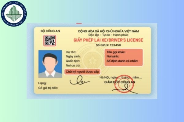 Hồ sơ chuẩn bị cho việc đổi giấy phép lái xe dịch vụ công trực tuyến toàn trình bao gồm những tài liệu gì?