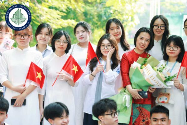 Tải file Công văn 4745/BGDĐT-VP phối hợp tổ chức Lễ khai giảng năm học 2025-2026