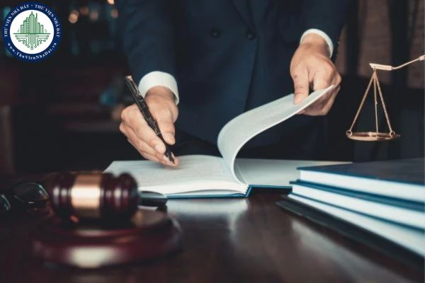 Thẩm quyền đánh giá công chức Tòa án nhân dân được quy định như thế nào? Thủ tục đánh giá công chức đối với người đứng đầu Tòa án nhân dân?
