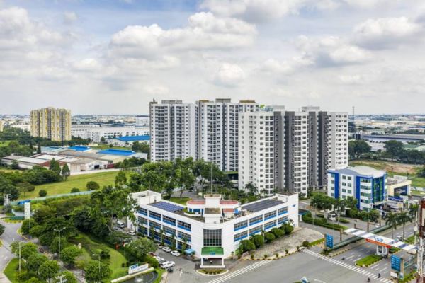 Thẩm quyền UBND cấp xã trong việc quản lý nhà chung cư Bình Dương được quy định như thế nào?