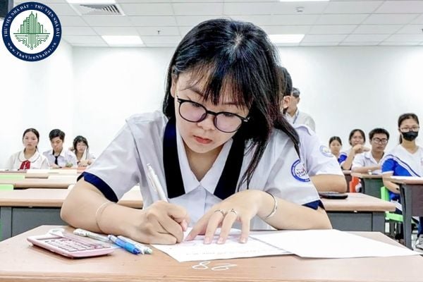 Xét tuyển đại học 2025, nếu không đỗ nguyện vọng 1 thì phải làm sao?