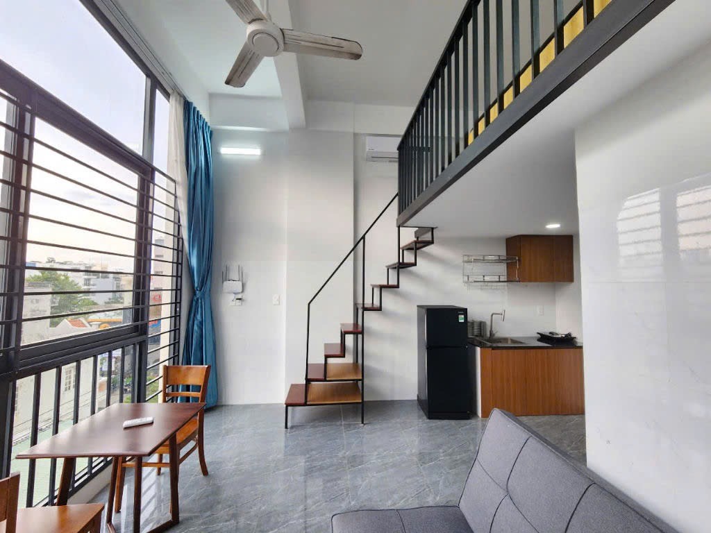 Cho thuê phòng trọ 30 m2 đường Nguyễn Tiểu La, quận 10 đầy đủ nội thất