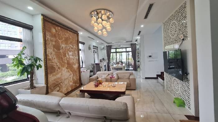 Mua bán biệt thự siêu đẹp 270m2 Starlake Tây Hồ Tây, thang máy, lô góc 3 thoáng giá chỉ 102 tỷ