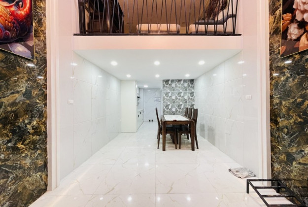 Cần mua nhà riêng diện tích 36m2 tại ngõ 147/2 Tân Mai, Hoàng Mai, Hà Nội, nội thất mới đẹp, giá 6.49 tỷ đồng