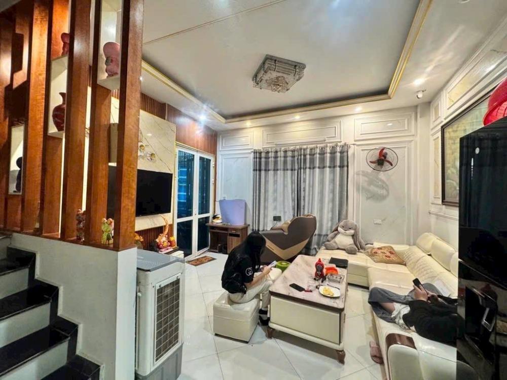 Bán nhà riêng Tây Mỗ, Nam Từ Liêm, diện tích 31m2, giá 4,3 tỷ, gần Vinhomes Smart City