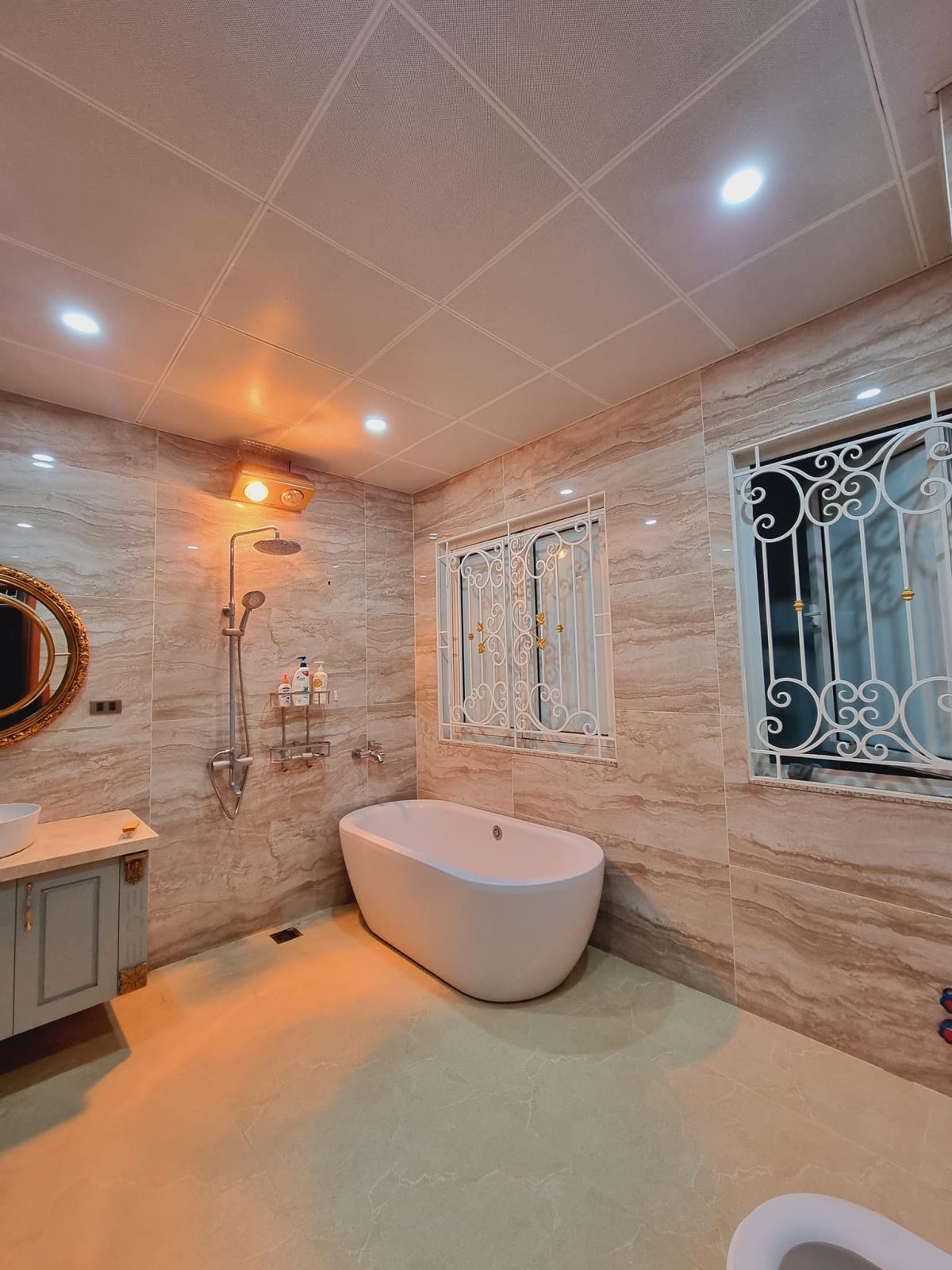 Mua bán biệt thự cao cấp 126m2 view công viên tại Phường Quảng An, Quận Tây Hồ, tiện ích hoàn hảo chỉ 50 tỷ