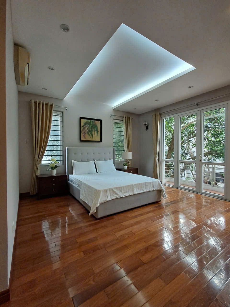 Mua bán biệt thự liền kề 160m2 tại Vũ Phạm Hàm, Cầu Giấy, Hà Nội - Nội thất sang trọng, giá chỉ 64 tỷ