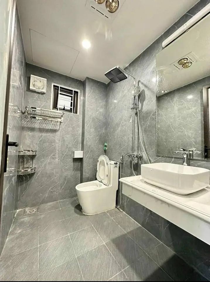 Bán nhà Xuân La, 55m2, mặt tiền 5m, ô tô vào nhà, kinh doanh, dòng tiền, 7 phòng khép kín, thang máy