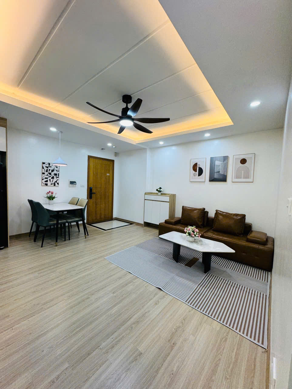 Bán căn hộ 75m² tại Five Star Kim Giang, 2pn, full nội thất, giá chỉ 4,9 tỷ