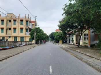 Bán đất 44m2 tặng nhà 3 tầng mới xây tại Ỷ Lan Đặng Xá Gia Lâm ô tô qua nhà