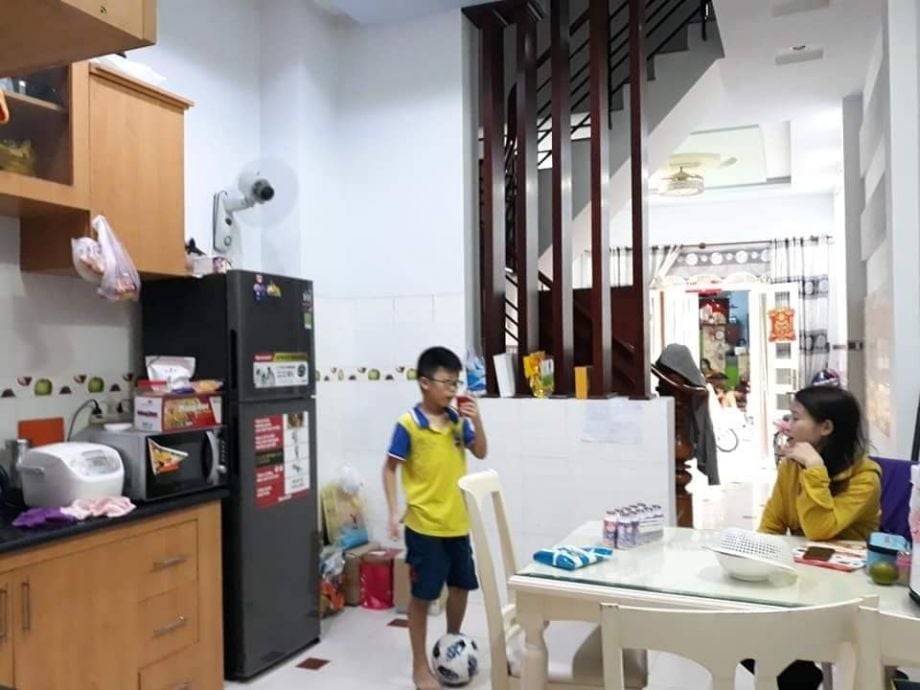 Cần bán nhà riêng 60m2 tại Tô Ngọc Vân, Quận 12 - nhà mới đẹp, giá chỉ 5.2 tỷ, tặng nội thất