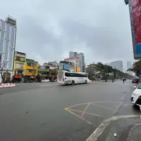 Bán biệt thự mặt đường Nguyễn Gia Thiều, Hoàn Kiếm, Diện tích 510 m2, mặt tiền 18m, thang máy