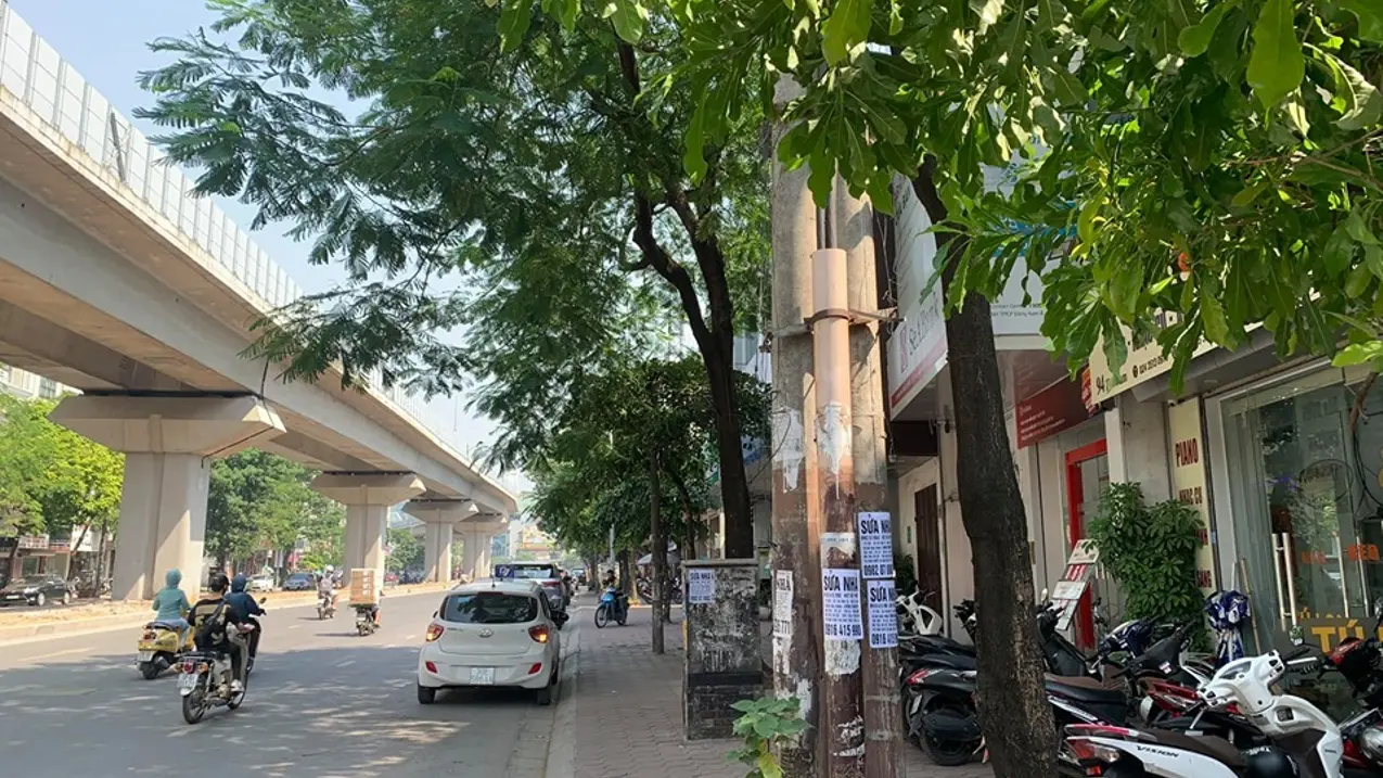 Bán nhà riêng 40 m2 Hào Nam Đống Đa ô tô tránh kinh doanh sầm uất