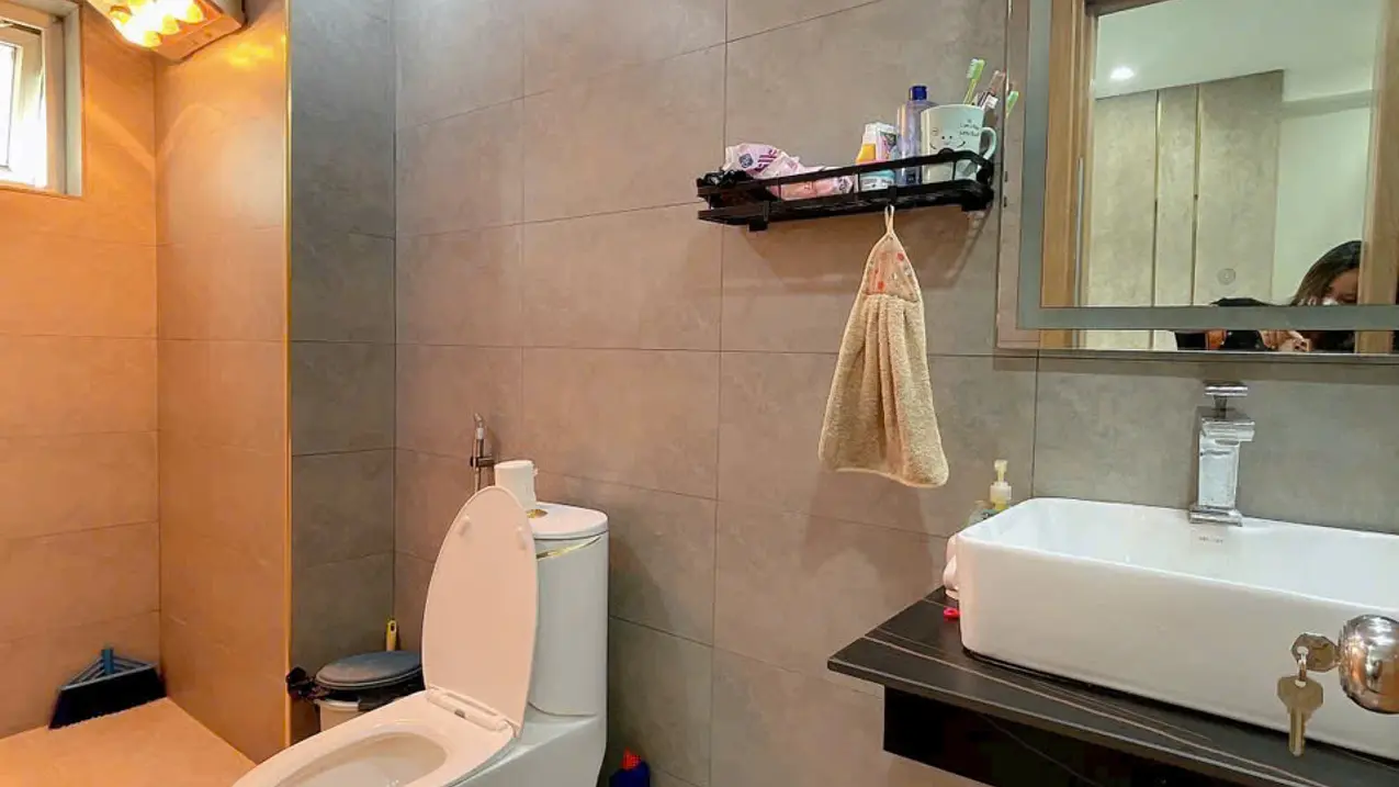 Bán căn hộ chung cư 152m2 phố Hoàng Đạo Thúy, Cầu Giấy 3PN 3WC đầy đủ nội thất