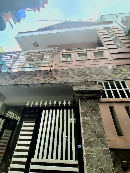 Bán nhà riêng 86m2 đường Phạm Thế Hiển quận 8 ô tô đỗ cửa tặng full nội thất