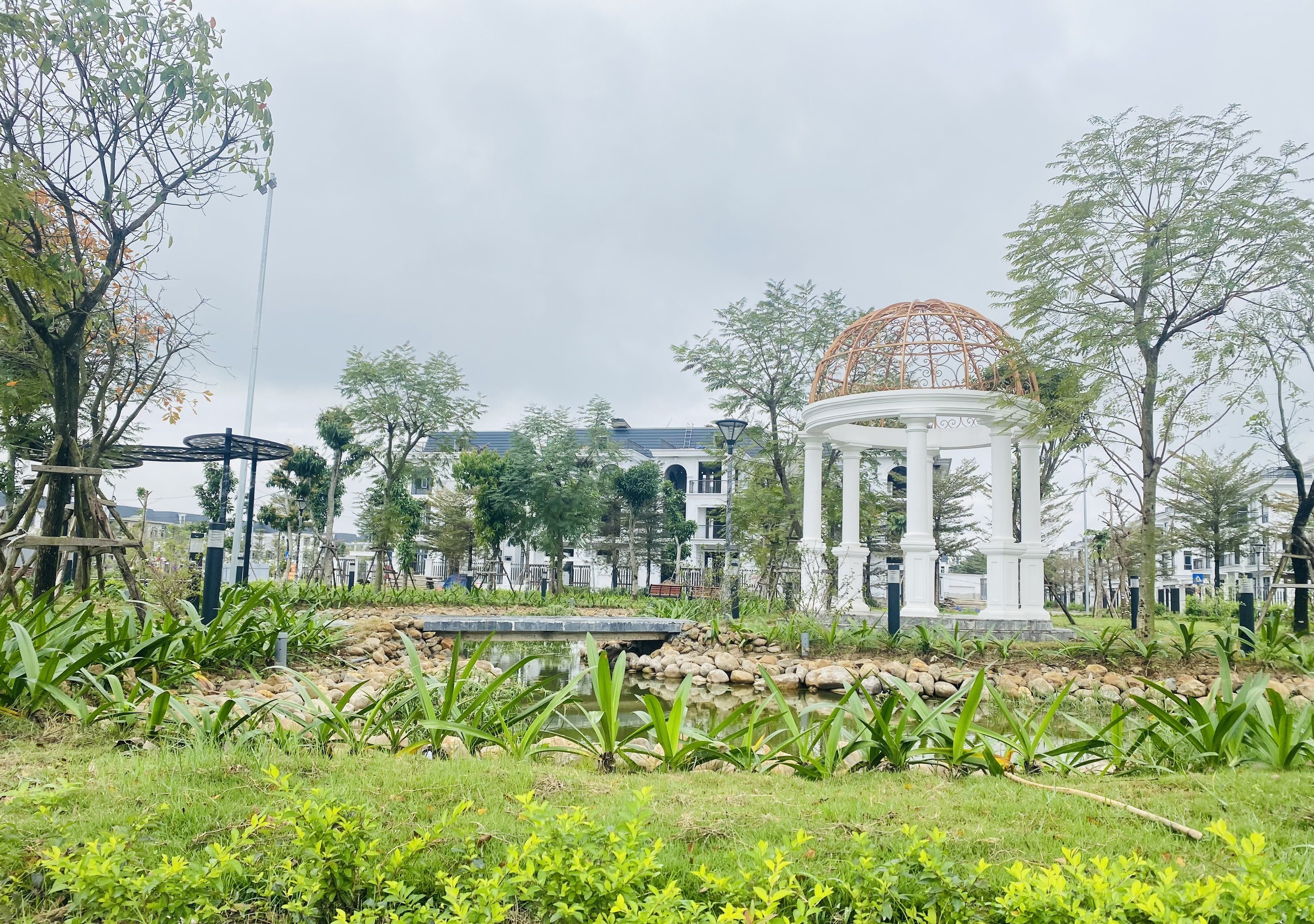 Bán biệt thự Geleximco Lê Trọng Tấn, Hà Đông giá chỉ từ 16 tỷ, khu B_C_D, pháp lý đầy đủ 0981 046 ***