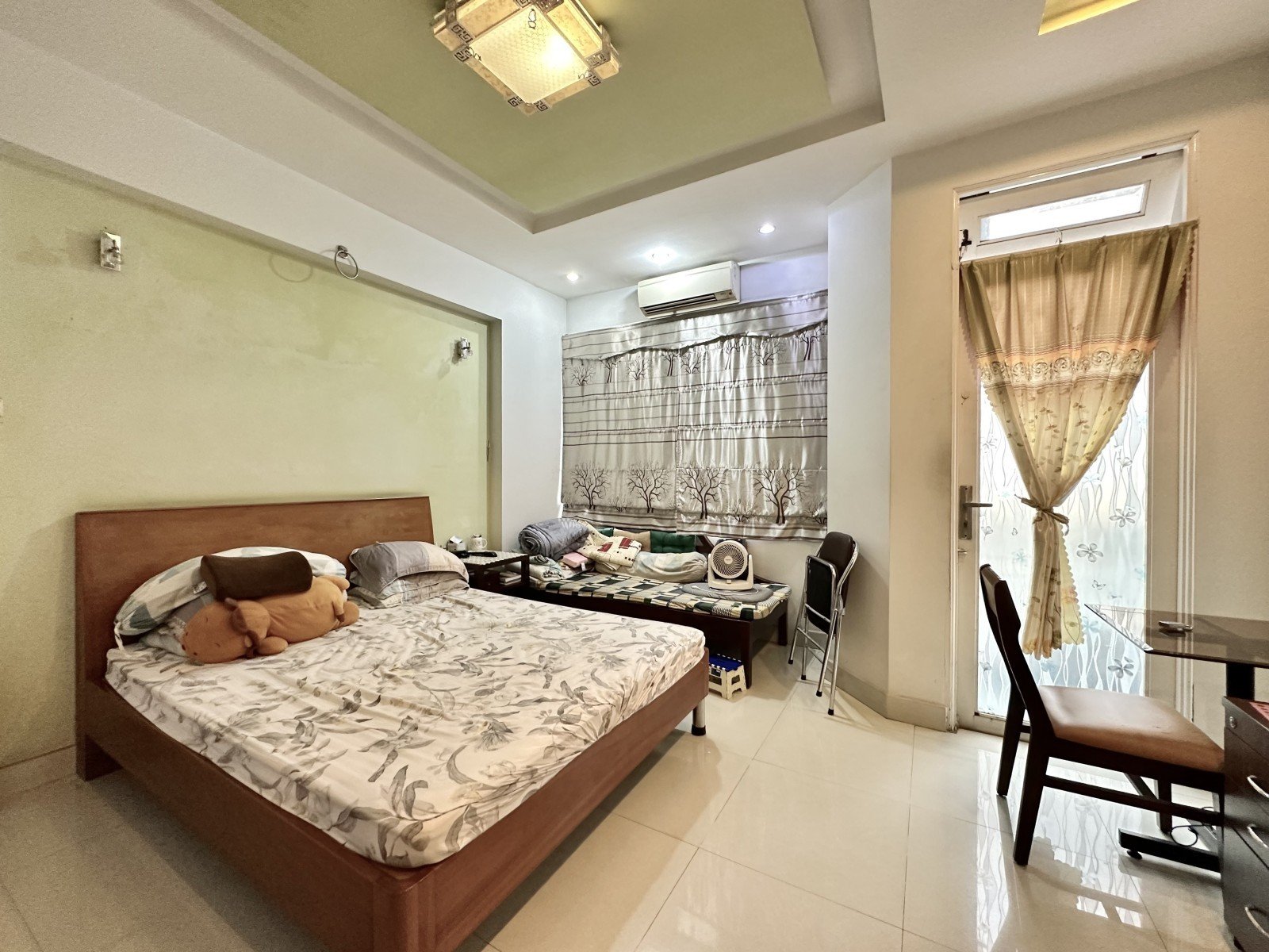 Bán nhà riêng 4 tầng 65m2 Phan Văn Trị, Bình Thạnh, tiện nghi, ô tô vào nhà