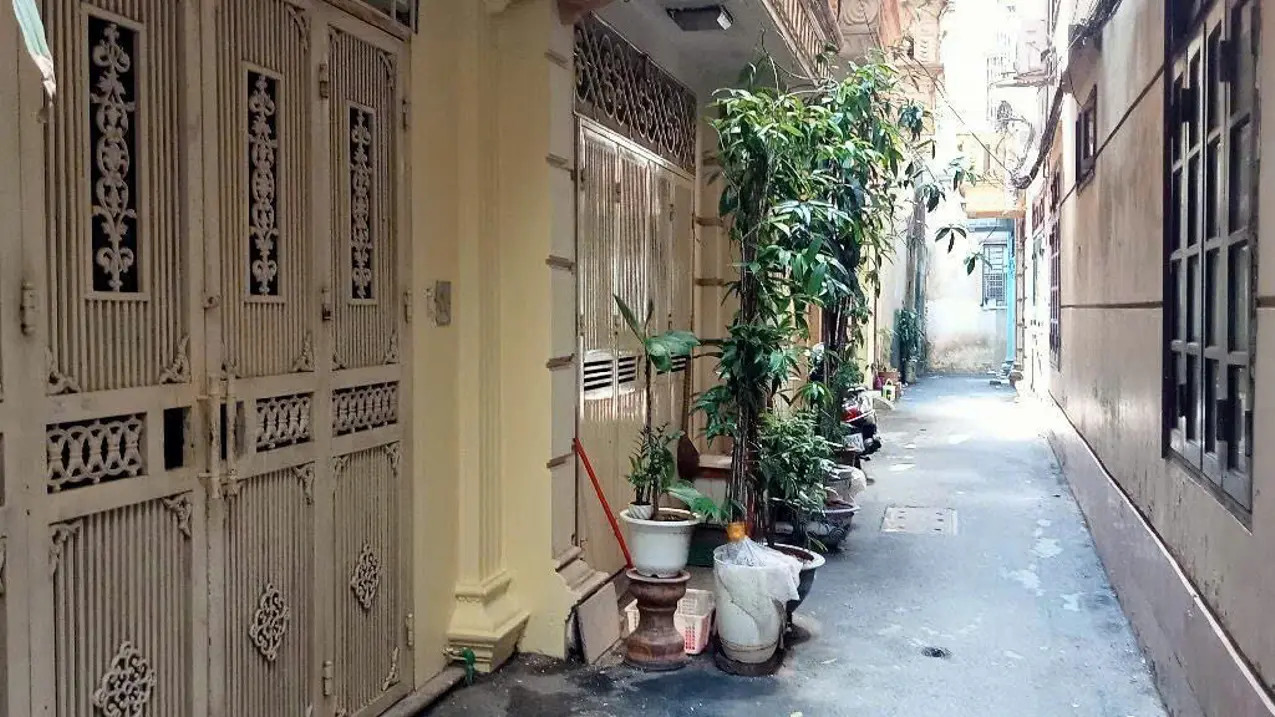 Bán nhà riêng 50m2 đường Thịnh Quang, quận Đống Đa, kinh doanh tiện lợi