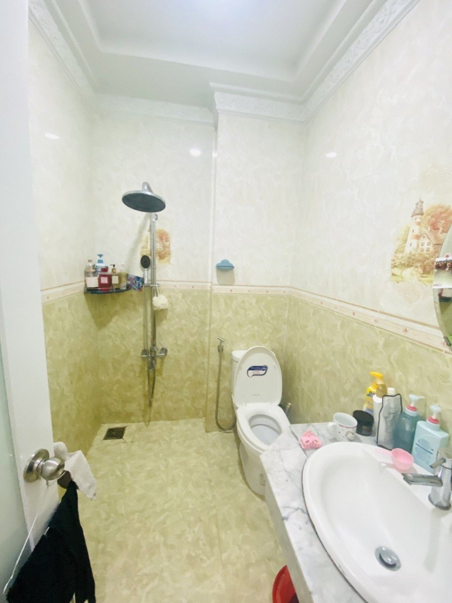Bán nhà biệt thự đường Vũ Phạm Hàm, Cầu Giấy, nhà 7 tầng sang trọng